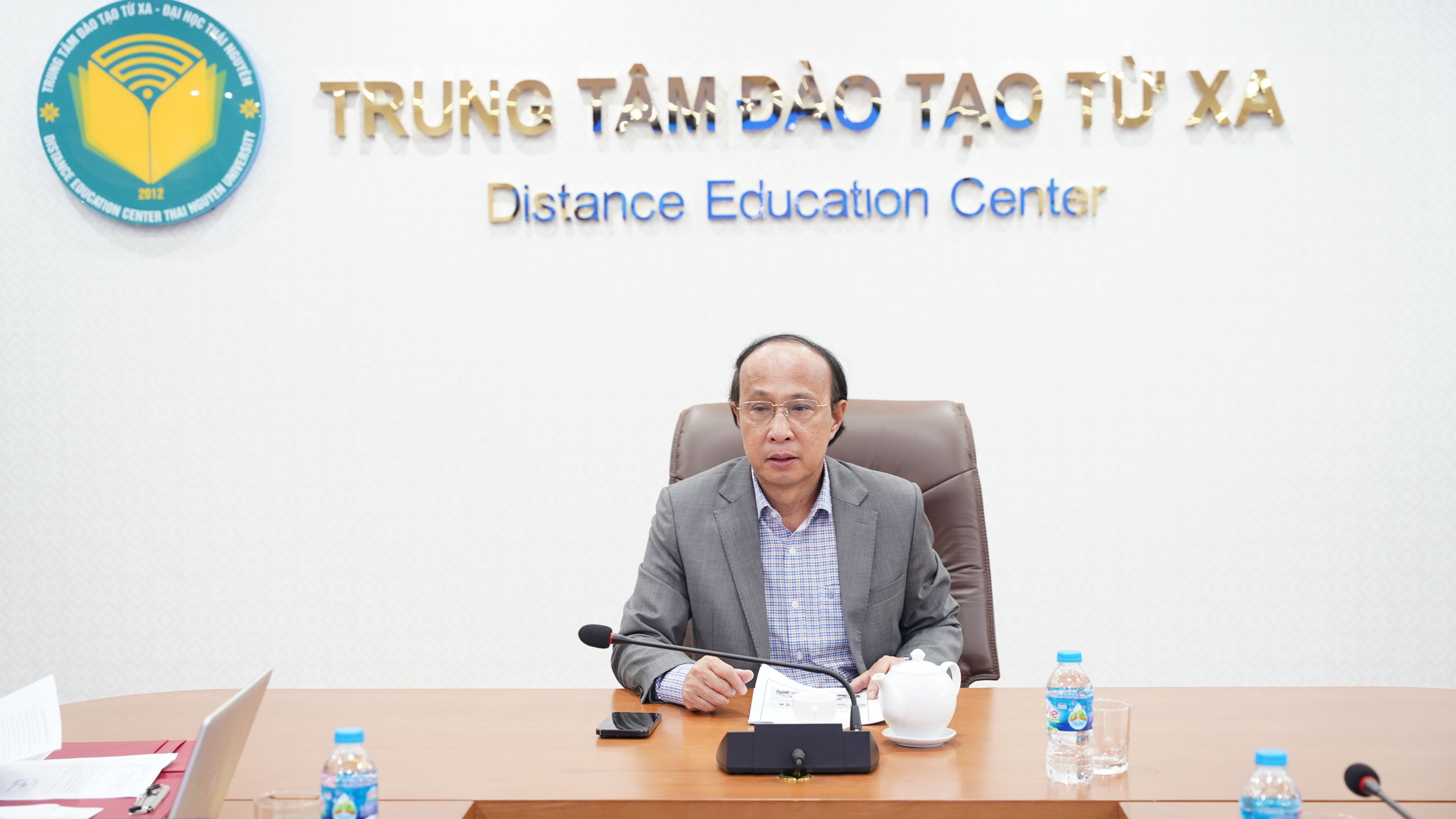 TS. Trương Hữu Dũng - Ph&oacute; Gi&aacute;m đốc Trung t&acirc;m Đ&agrave;o tạo từ xa - Đại học Th&aacute;i Nguy&ecirc;n ph&aacute;t biểu tại buổi Tập huấn