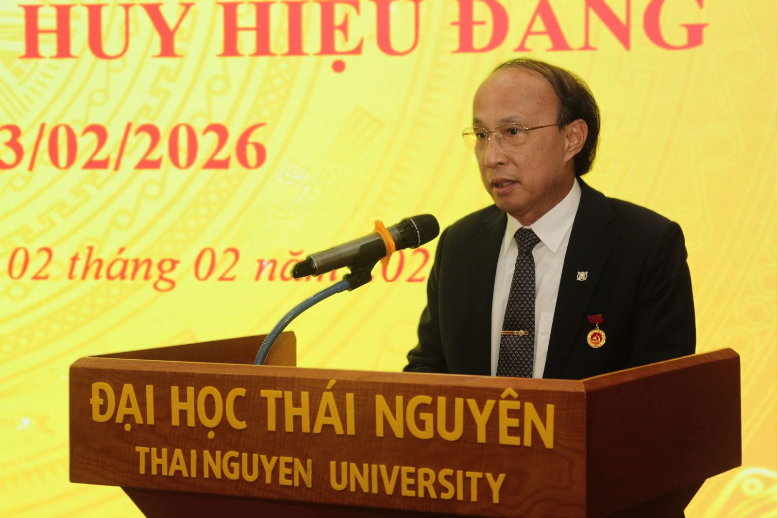 Đồng ch&iacute; Trương Hữu Dũng b&agrave;y tỏ sự x&uacute;c động trước sự quan t&acirc;m, ghi nhận của Đảng.